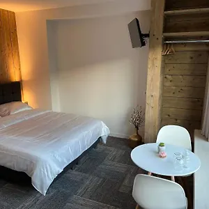 Nieuwe In Centrum Met Badkamer ! Bed & Breakfast